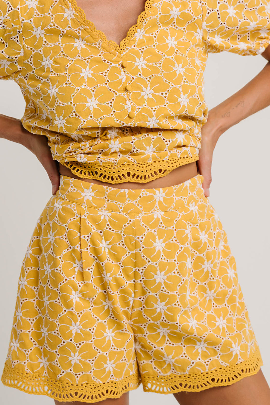 Isabel Embroidered Shorts