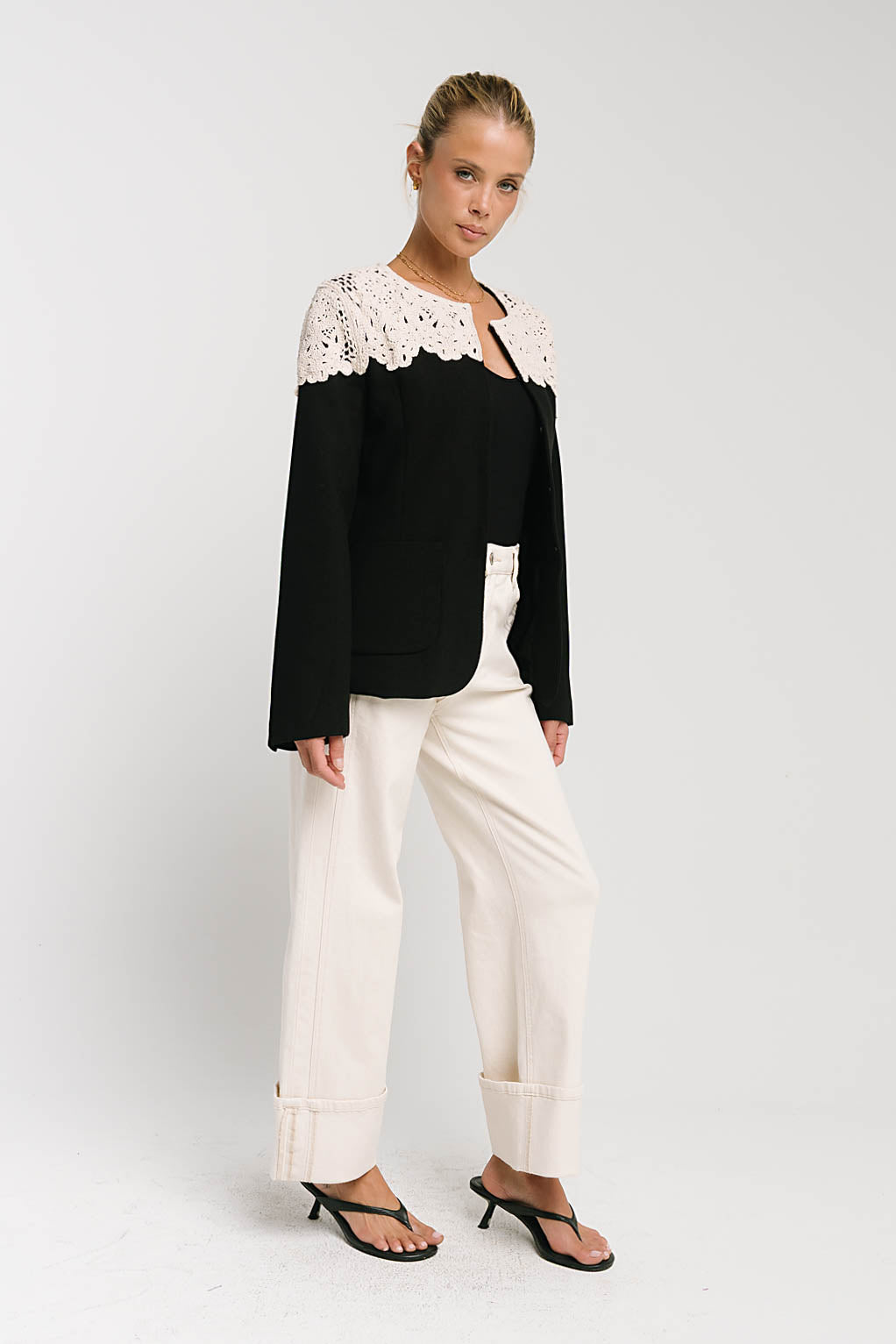 Louis Crochet Blazer