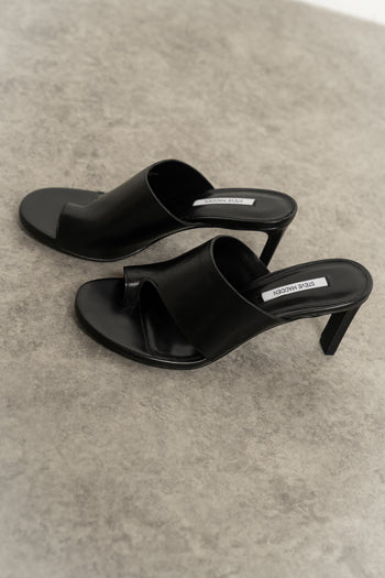Steve Madden Valentin Leather Heels in Black