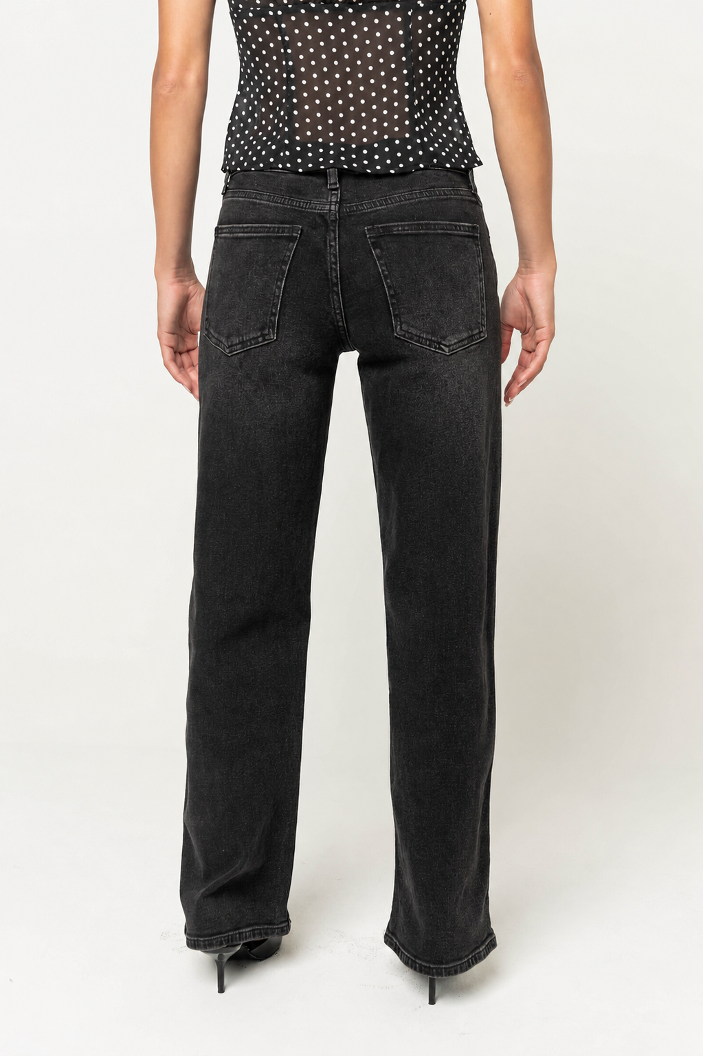 Marshall Straight Leg Jeans in Washed Black