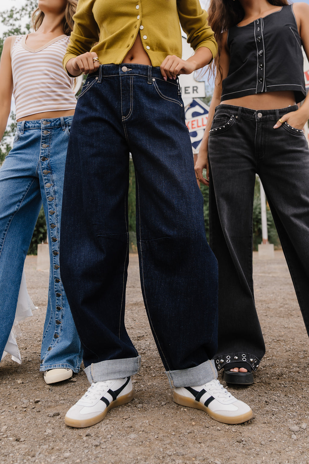 Tiana Barrel Jeans in Dark Wash