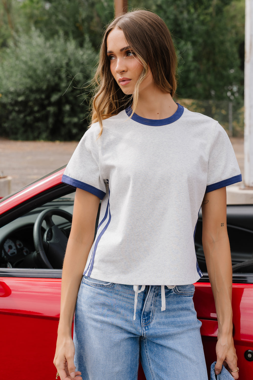 Chelsea Contrast Tee in Heather Grey