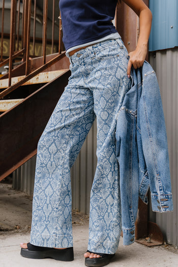 Lyra Wide Leg Jeans