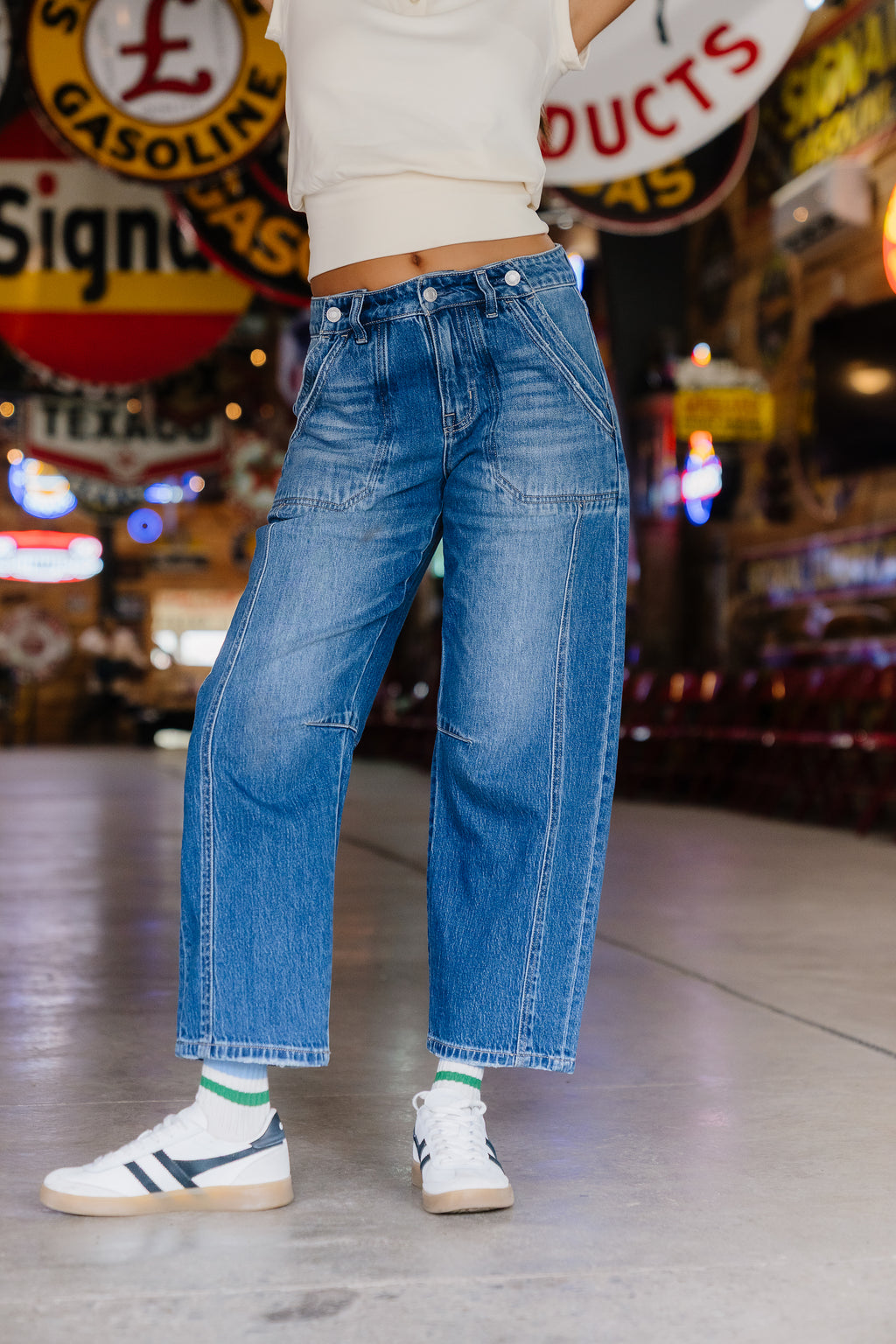 Kayleen Barrel Jeans