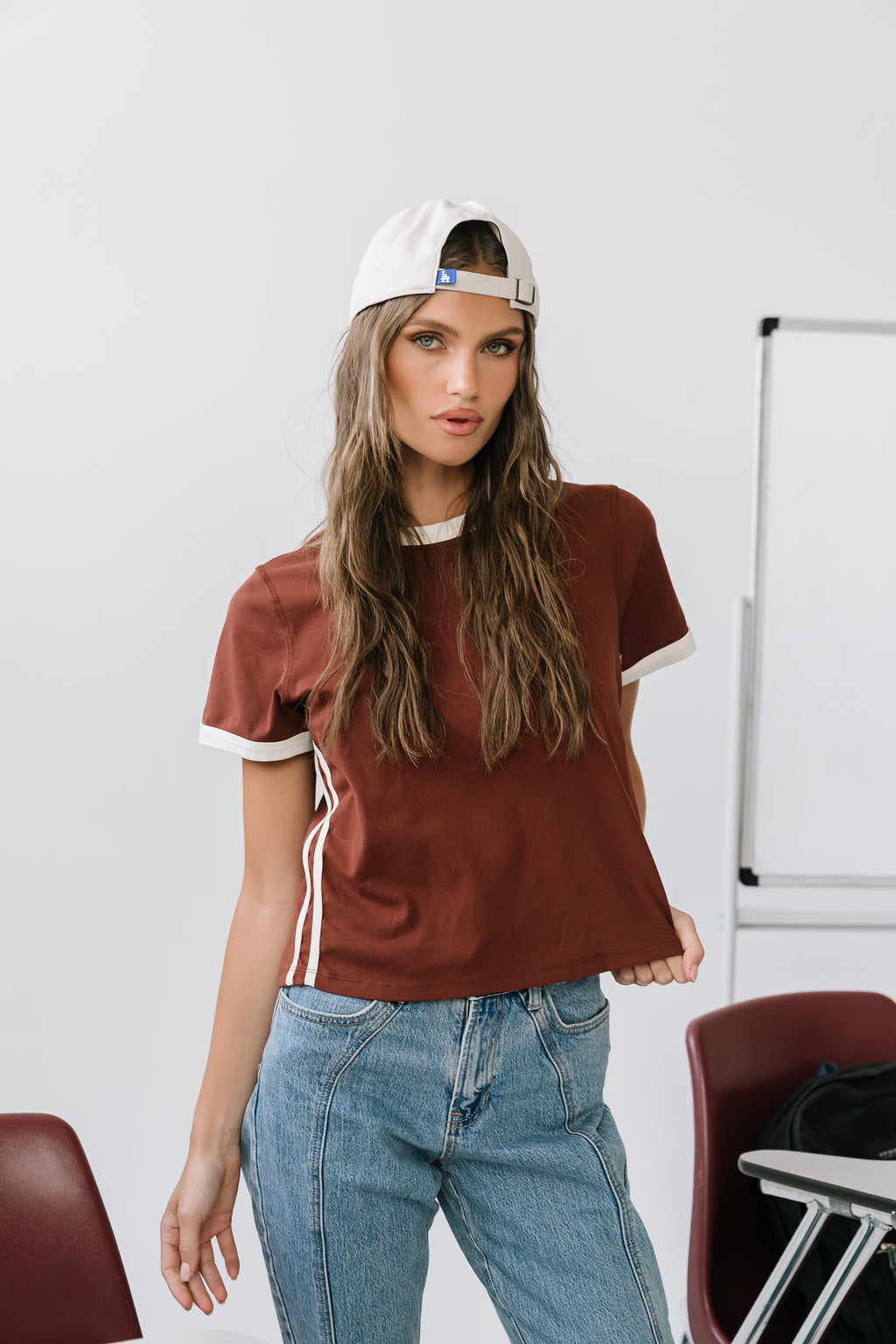 Chelsea Contrast Tee in Brown
