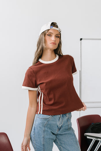 Chelsea Contrast Tee in Brown