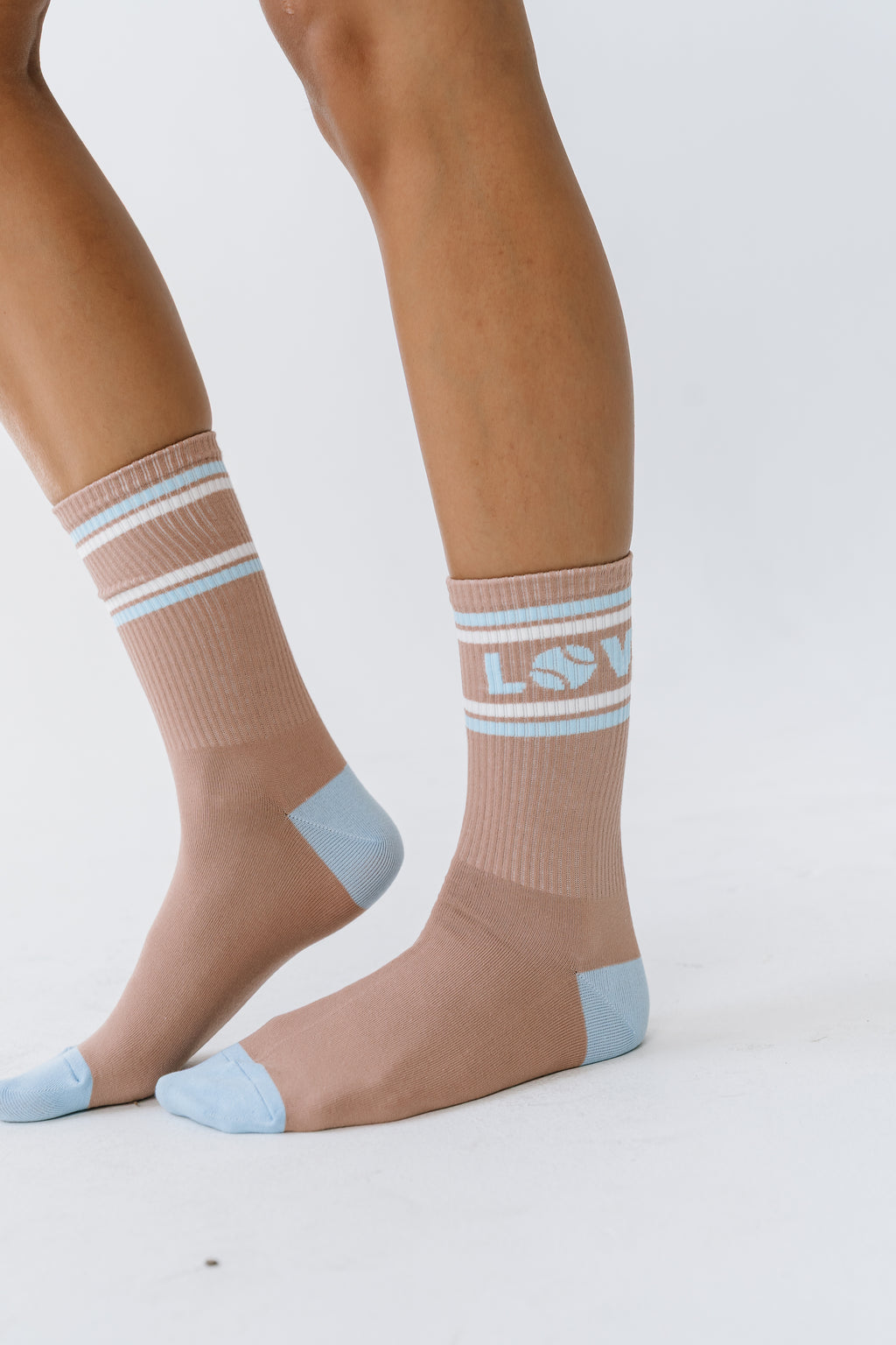 Love Club Knit Socks in Brown