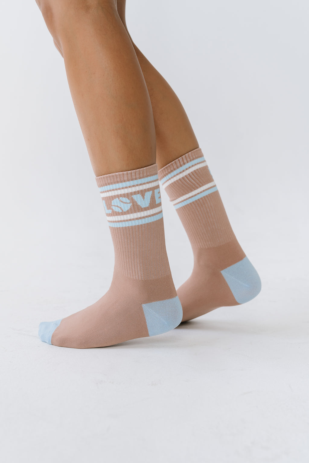 Love Club Knit Socks in Brown