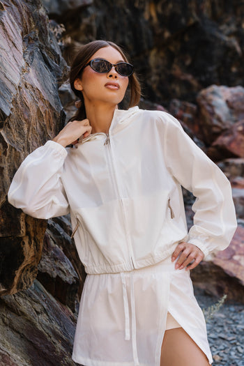 Fern Zip Up in White