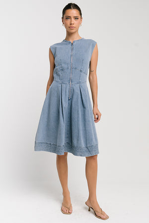 Jacee Denim Dress in Blue XL / Medium Wash