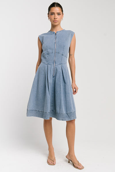 Jacee Denim Dress in Blue XL / Medium Wash