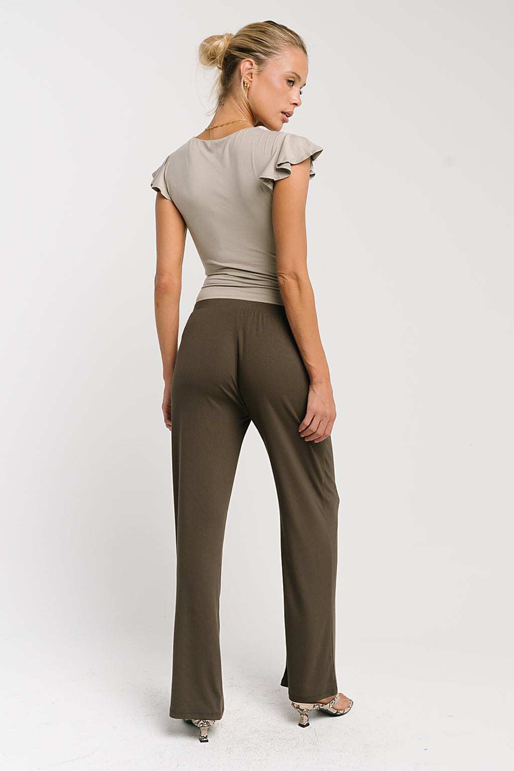 Lydia Ruffle Sleeve Top in Taupe