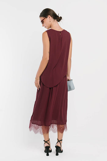 Eleanor Tiered Midi Dress in Plum