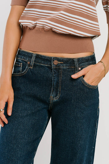 Zoe Mid Rise Barrel Jeans