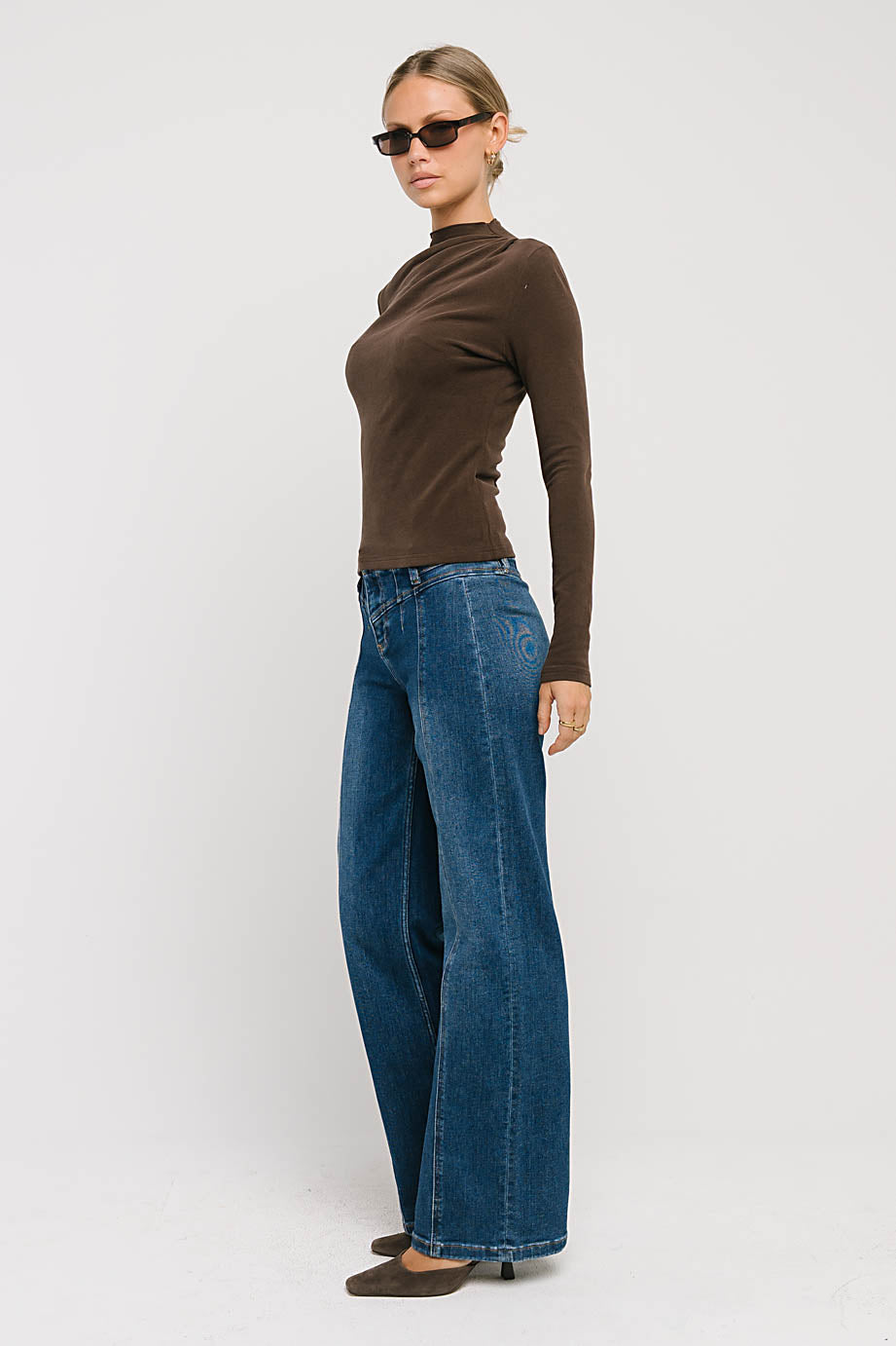 Alice Mock Neck Top in Brown