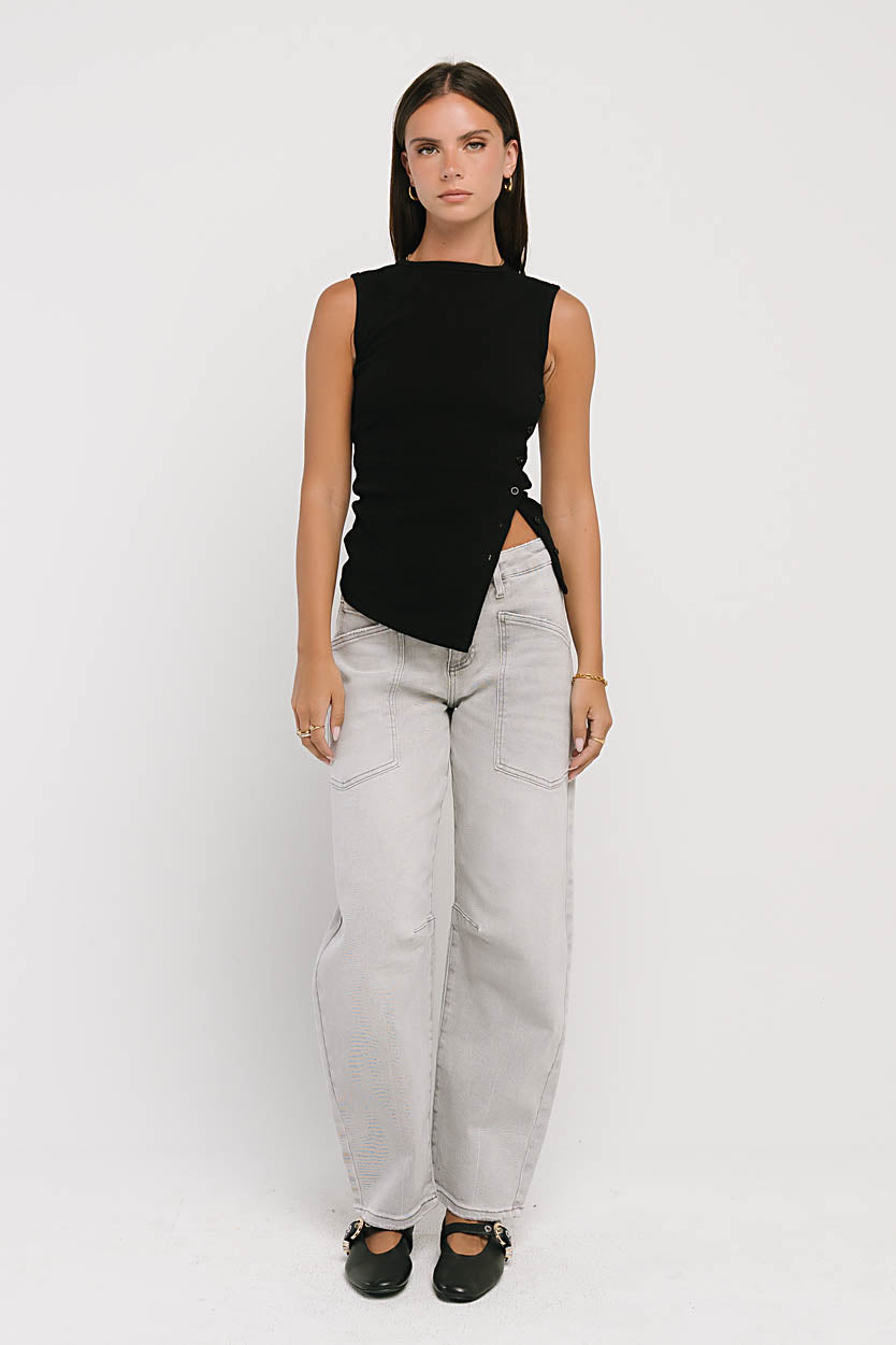 Lyla Mid Rise Barrel Jeans