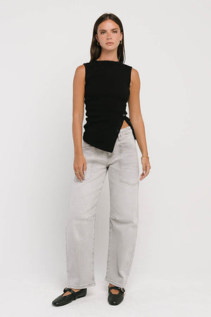 Lyla Mid Rise Barrel Jeans