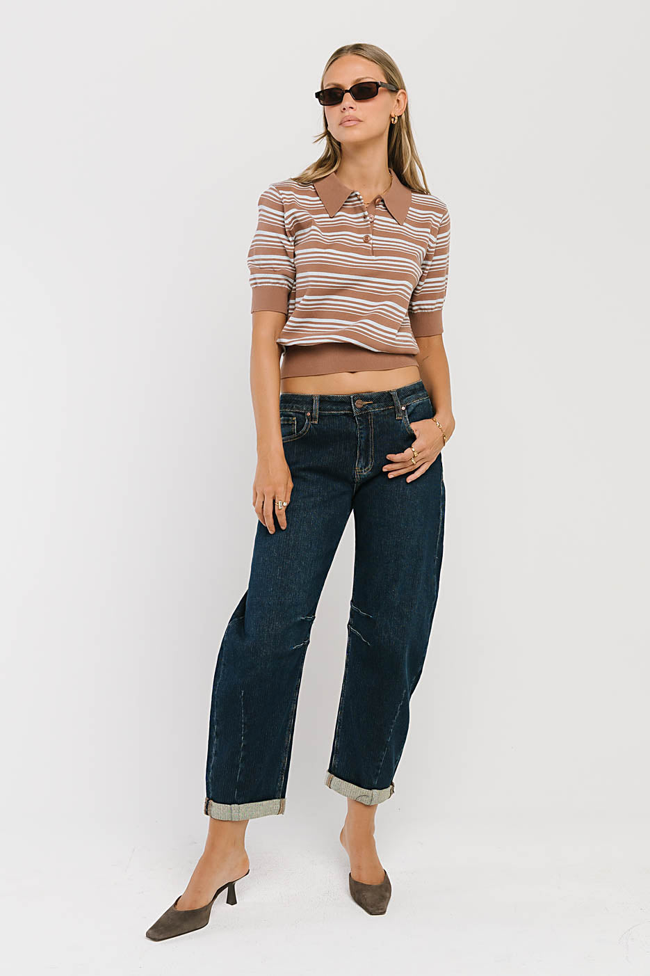 Zoe Mid Rise Barrel Jeans