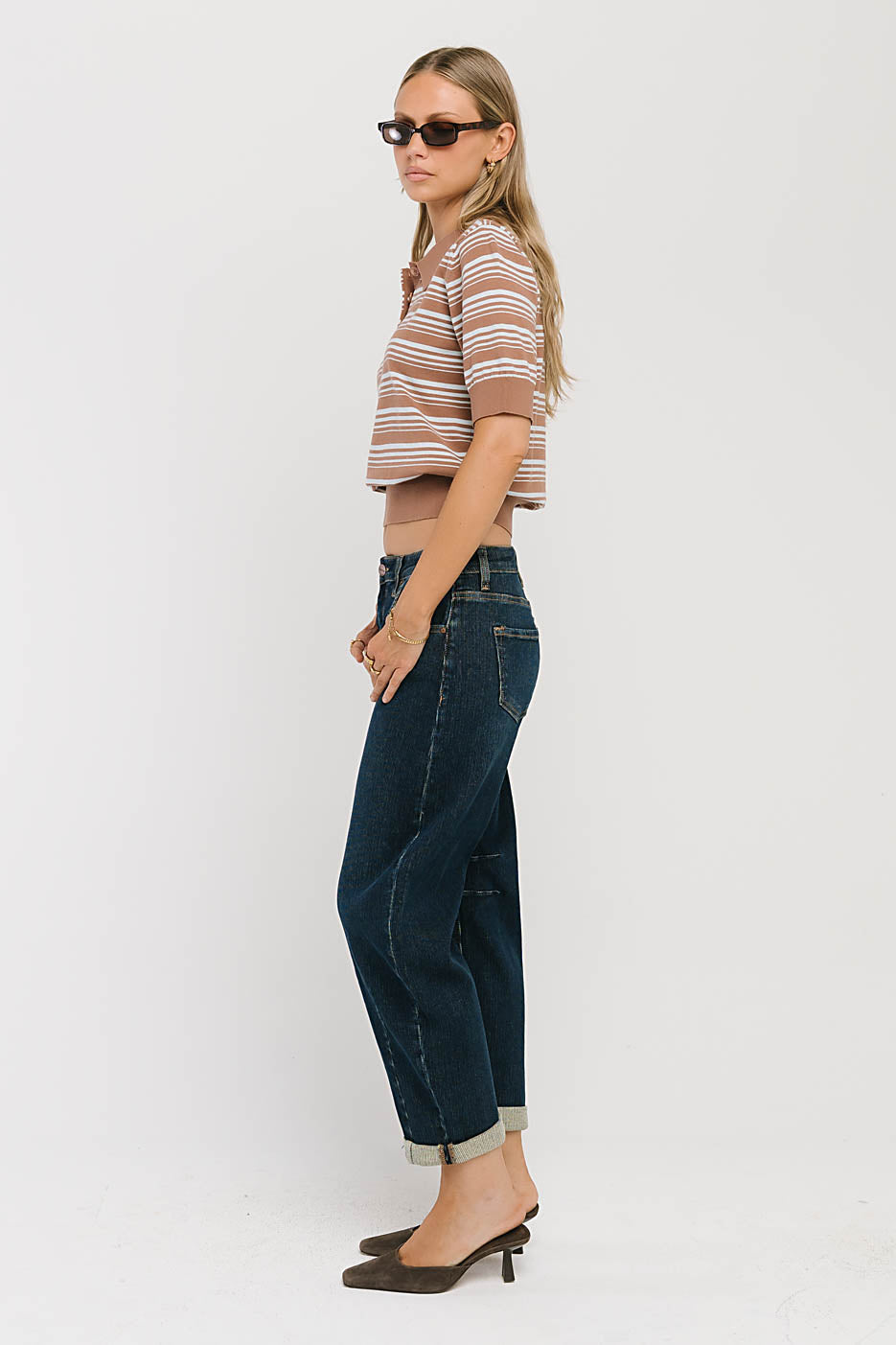 Zoe Mid Rise Barrel Jeans
