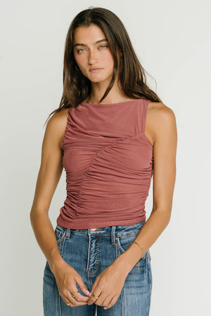 Melly Diagonal Ruched Top in Mauve