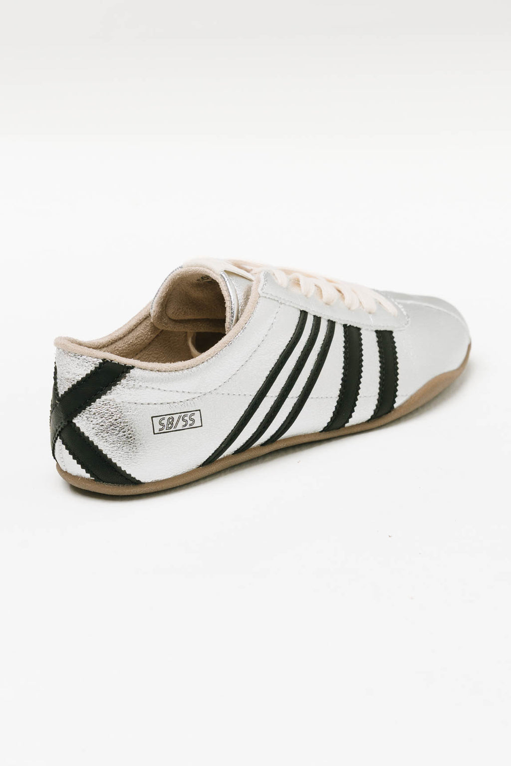 Paloma Retro Sneakers in Silver