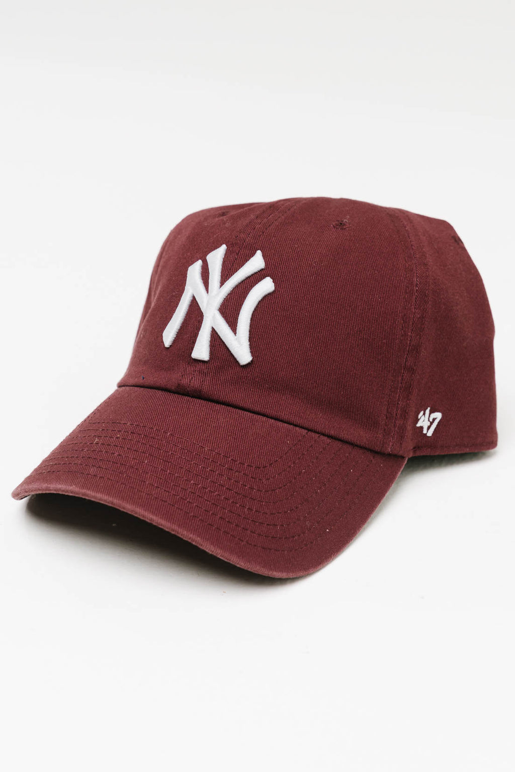 New York Yankees Baseball Cap in Maroon
