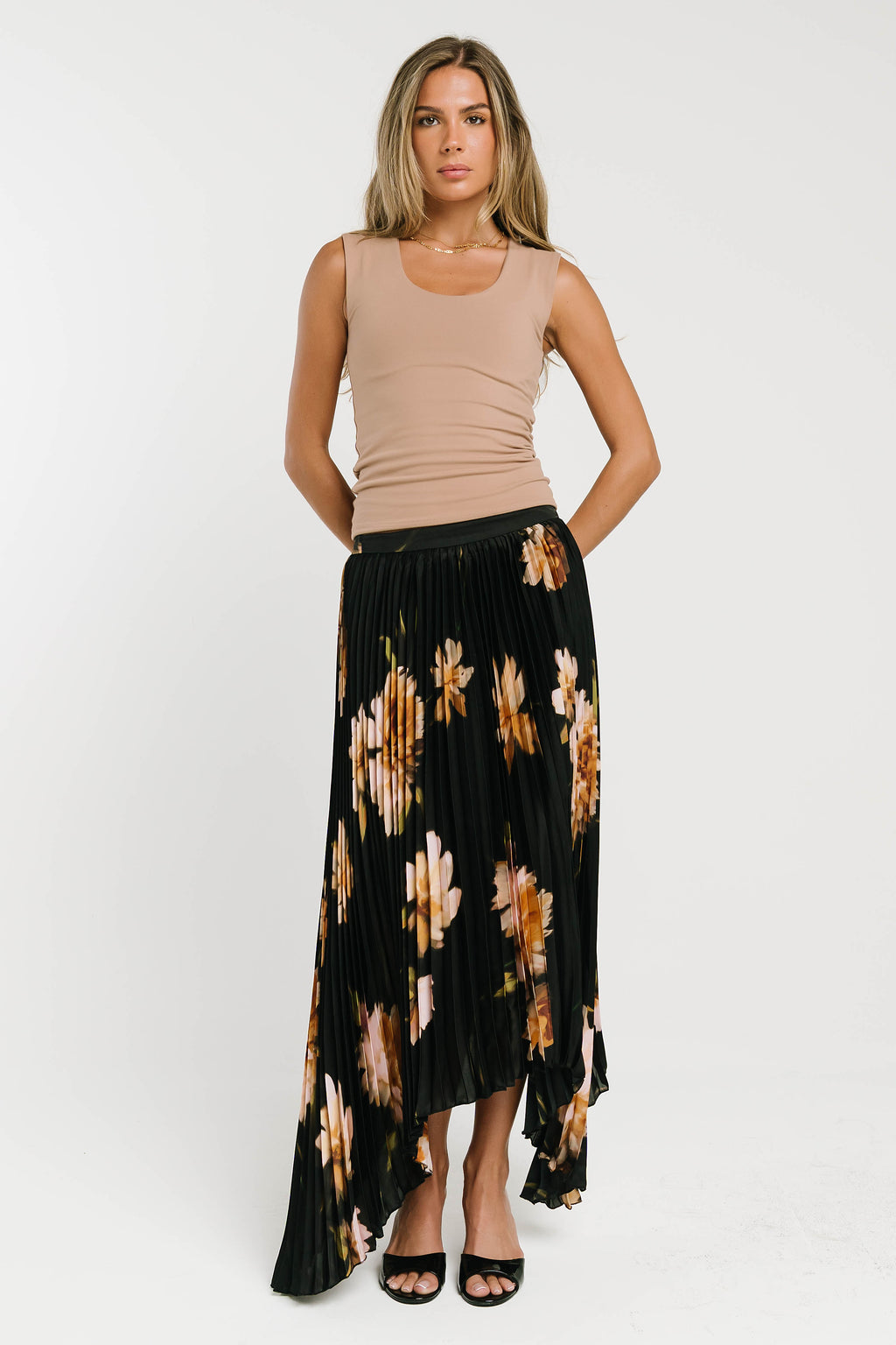 Maddison Maxi Skirt in Black