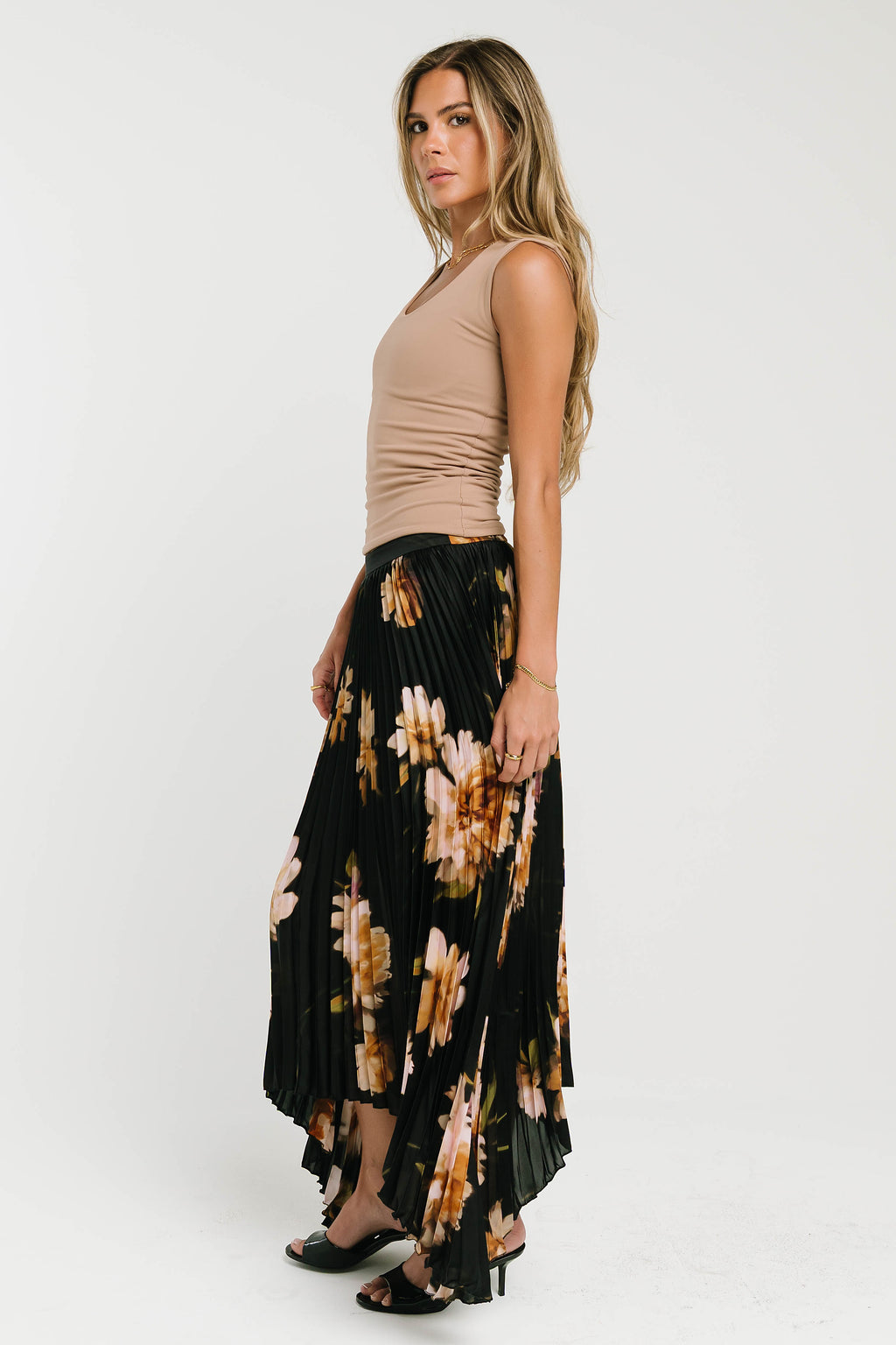Maddison Maxi Skirt in Black
