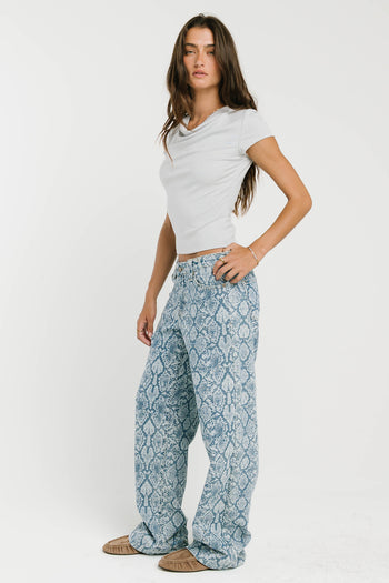 Lyra Mid Rise Wide Leg Jeans