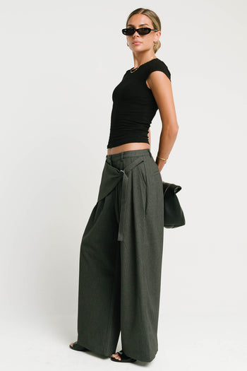 Amira Pleated Trousers
