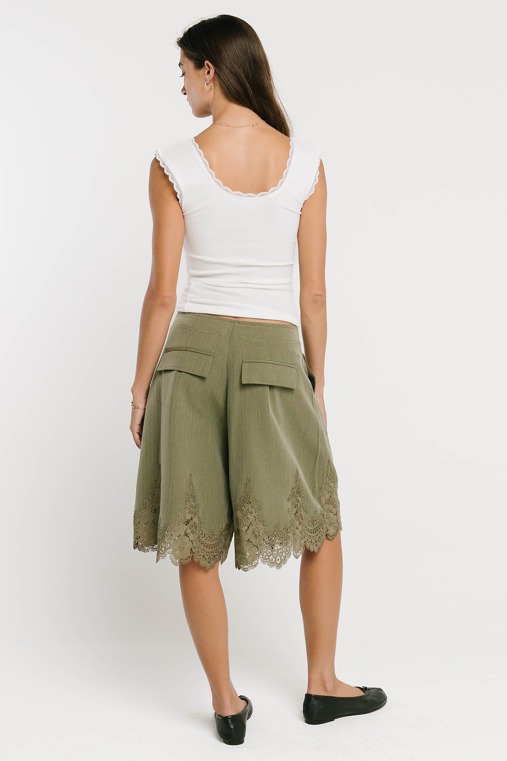 Mazie Lace Trim Shorts in Olive