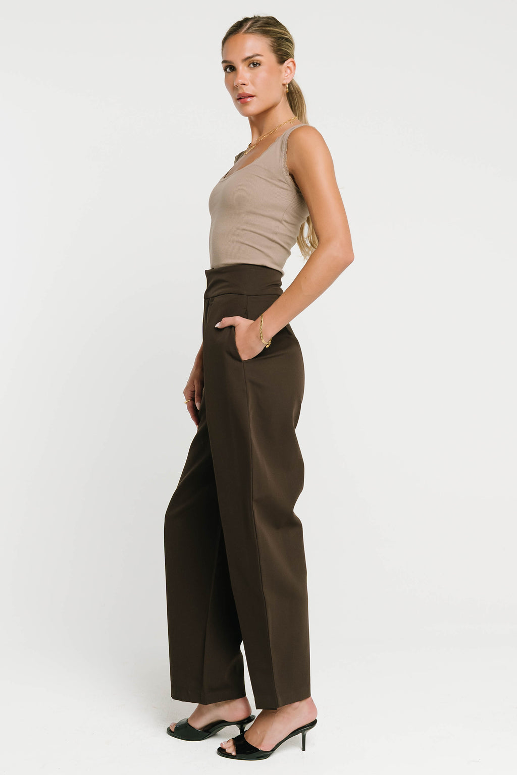 Sawyer Lace Trim Tank Top in Taupe