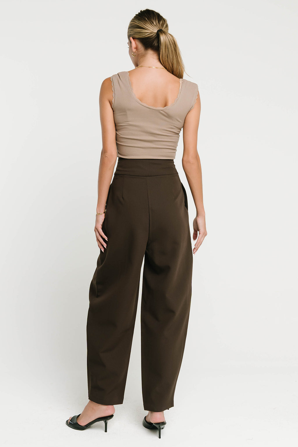 Sawyer Lace Trim Tank Top in Taupe