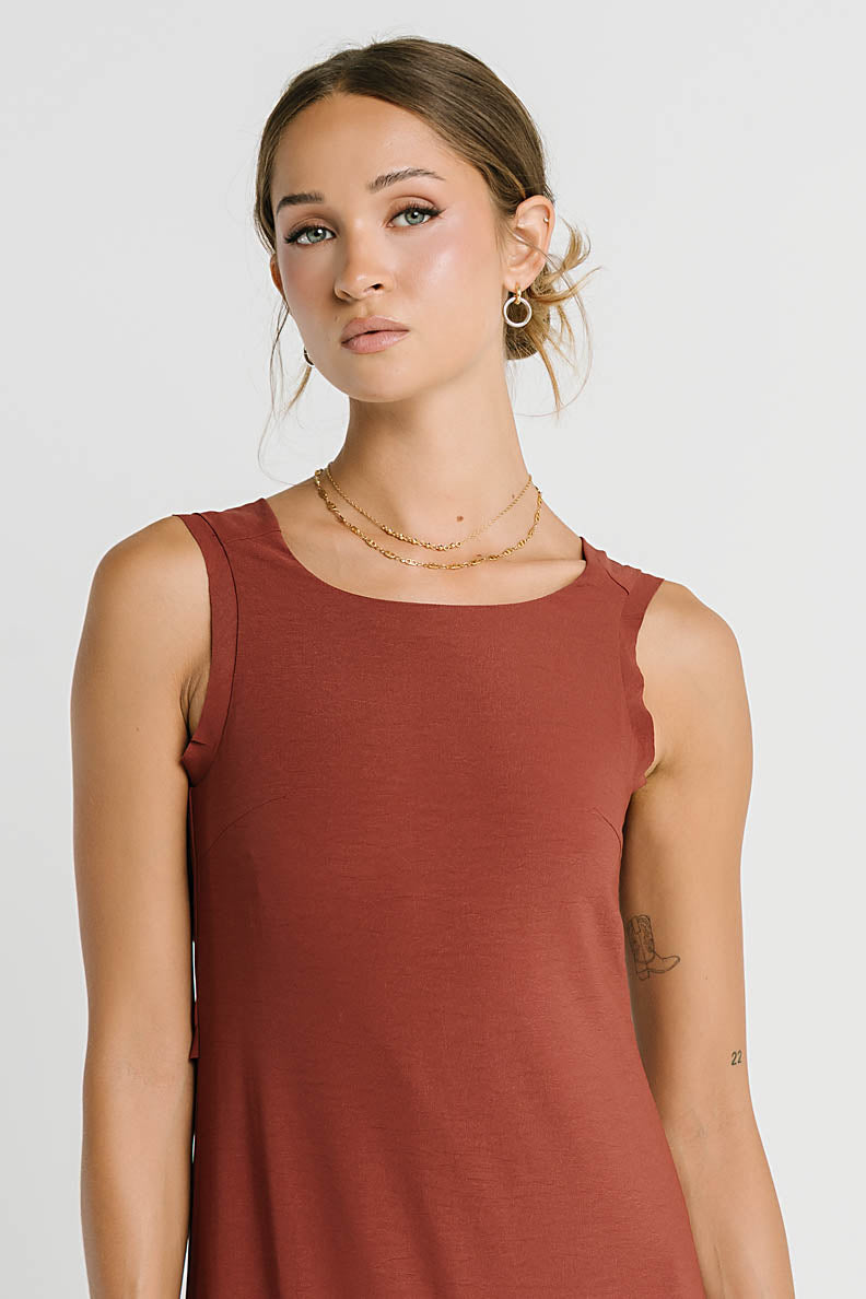 Marlon Maxi Dress in Red-Brown