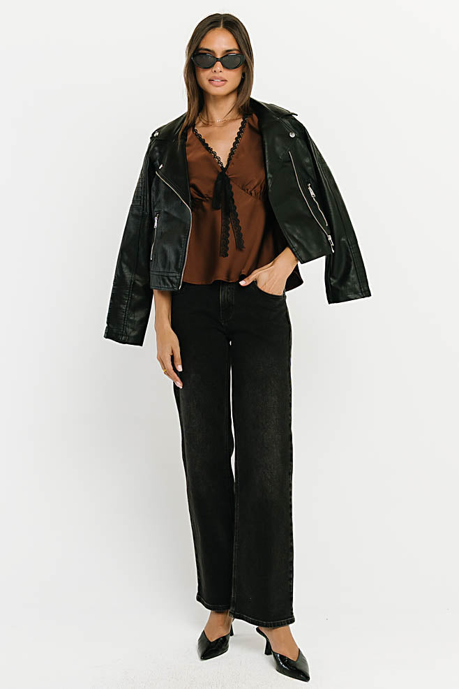 Marshall Straight Leg Jeans in Washed Black