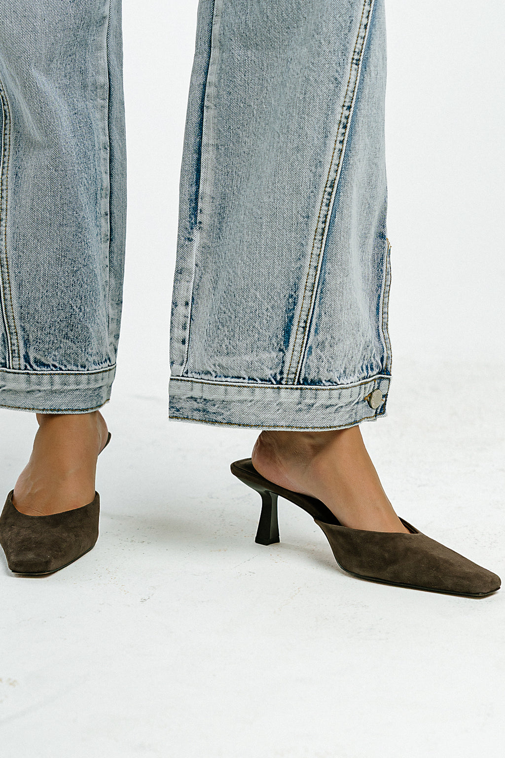 Steve Madden Alyse Kitten Heel in Dark Brown
