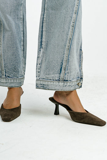 Steve Madden Alyse Kitten Heel in Dark Brown