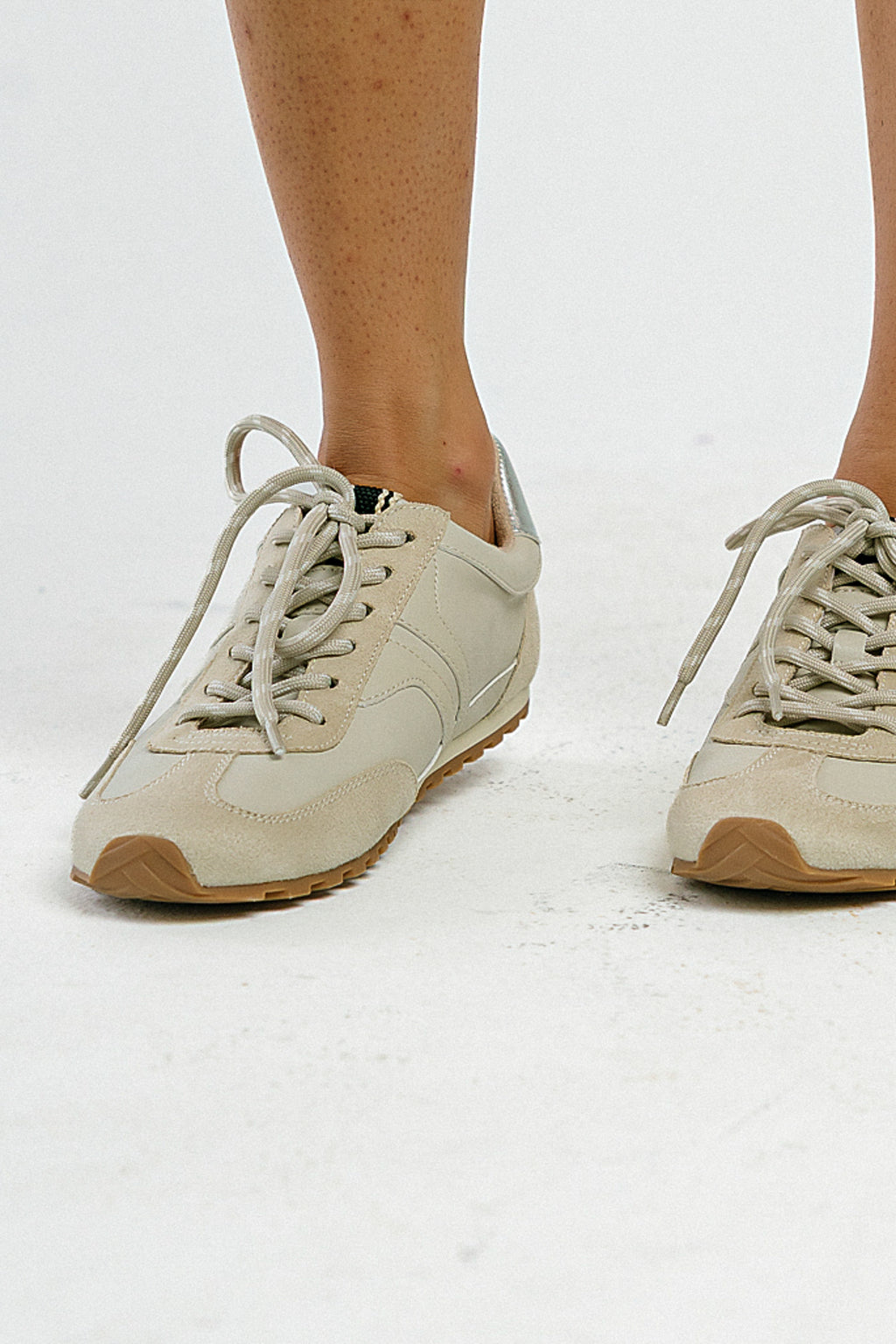 Sarah Sneaker in Cream