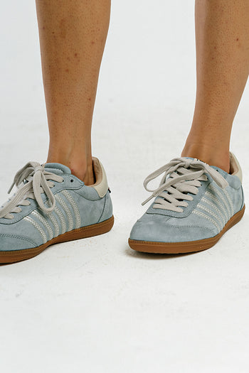 Stevie Striped Sneaker in Blue