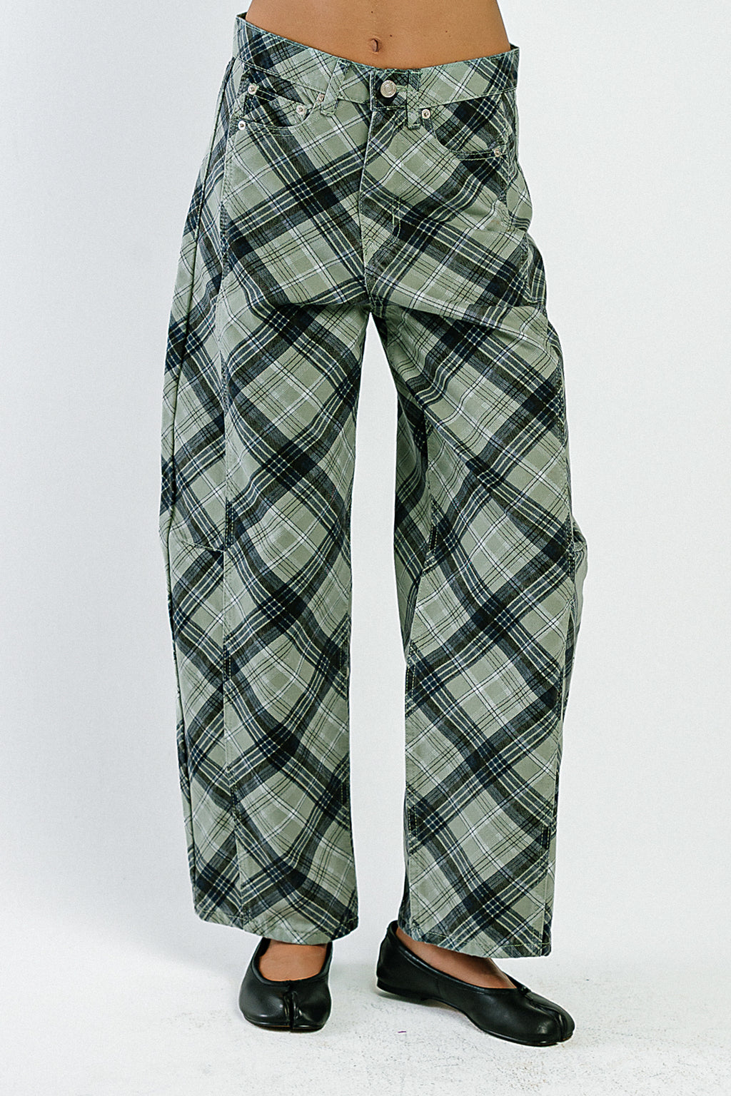 Mila High Rise Plaid Barrel Jeans