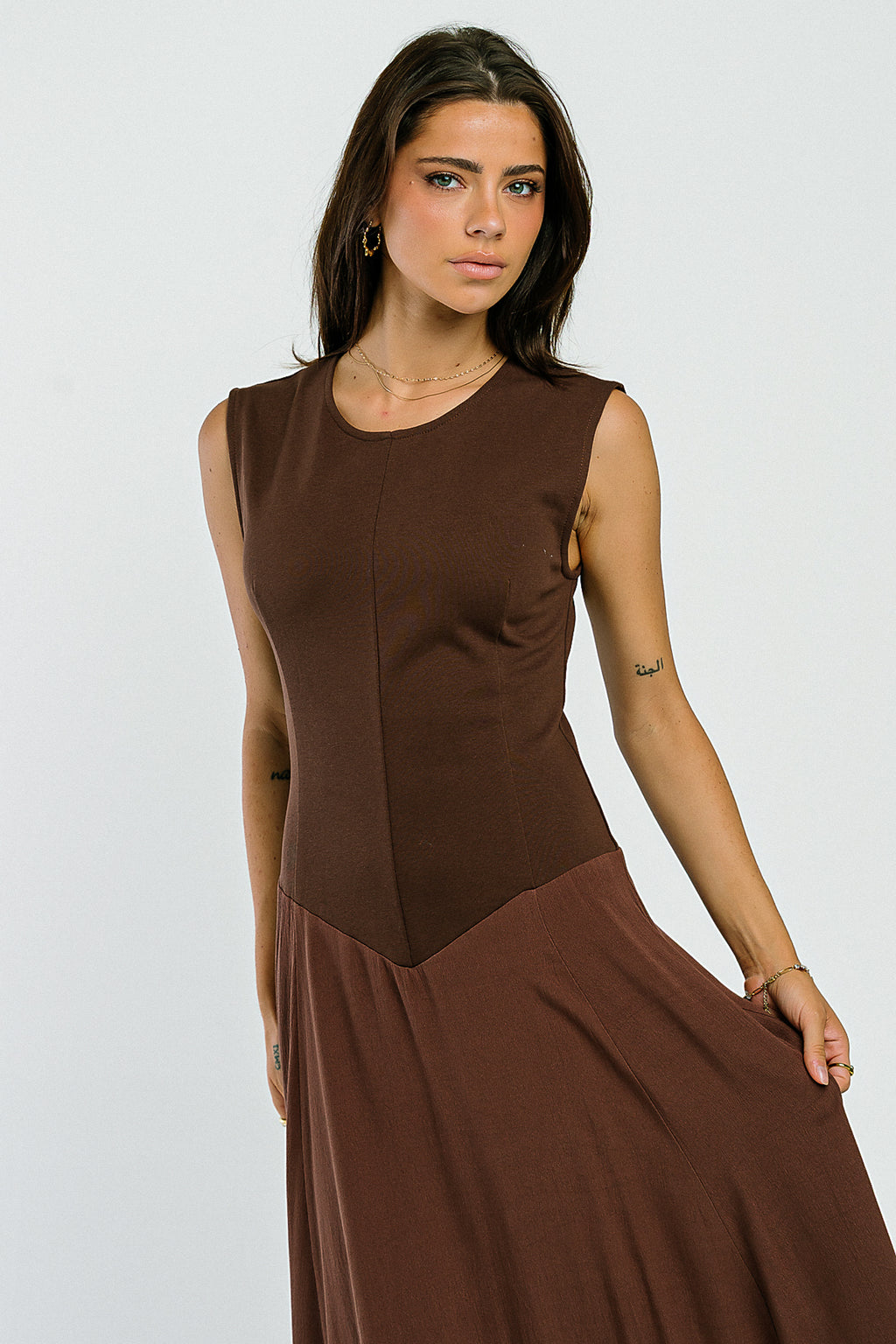 Charles Maxi Dress in Red-Brown