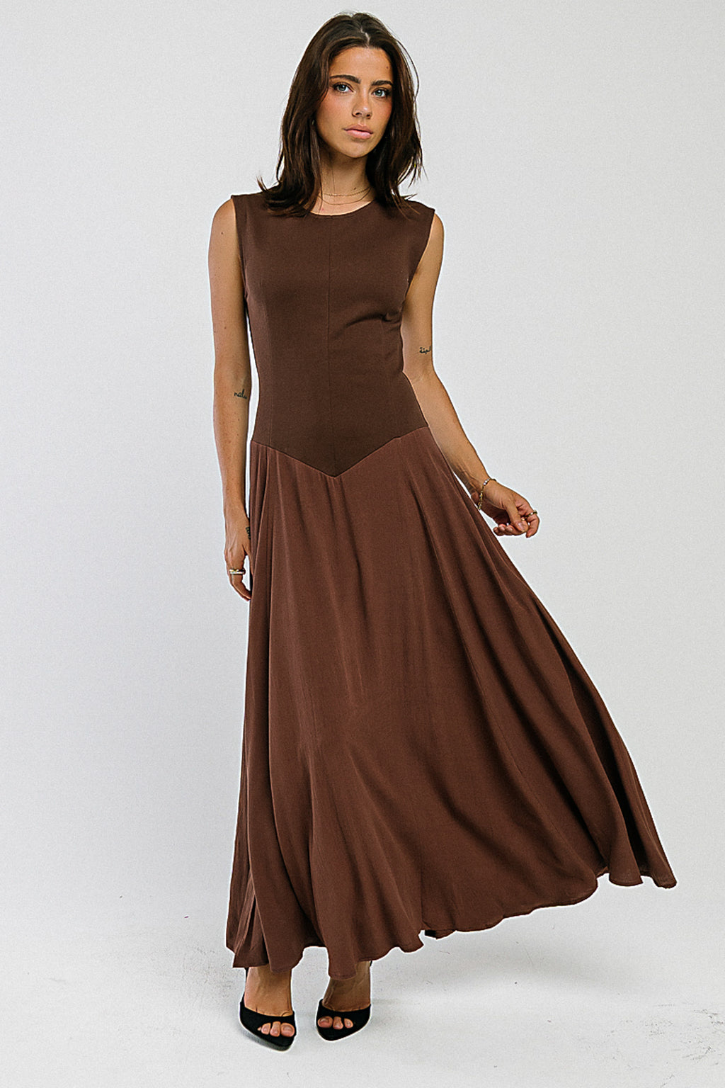Charles Maxi Dress in Red-Brown