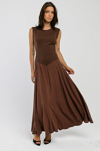 Charles Maxi Dress in Red-Brown