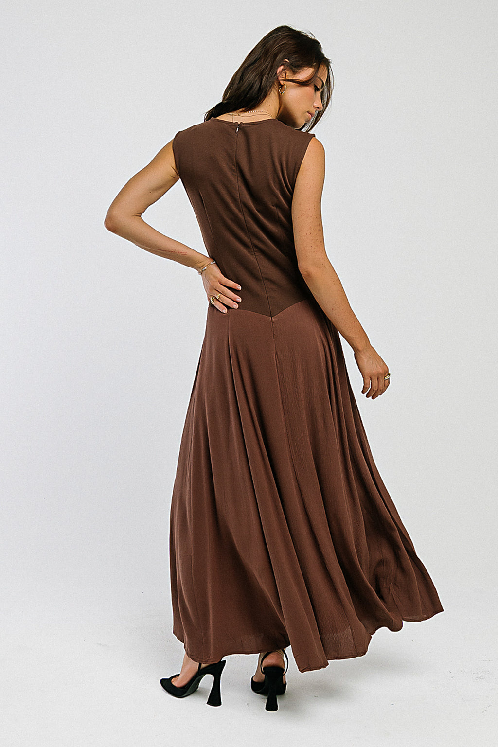 Charles Maxi Dress in Red-Brown