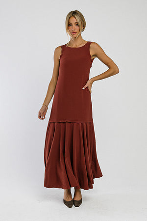 Marlon Maxi Dress in Red-Brown