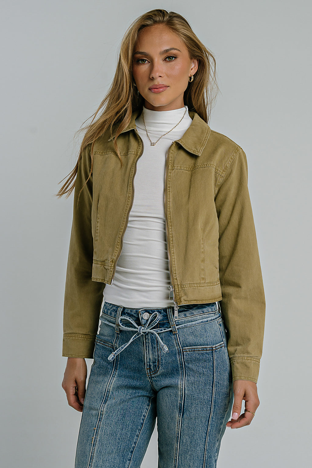 Rebecca Turtle Neck Top in Ivory
