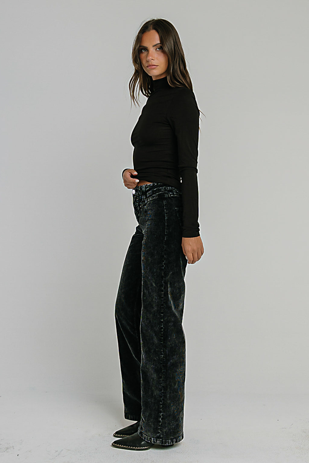 Rebecca Turtle Neck Top in Black