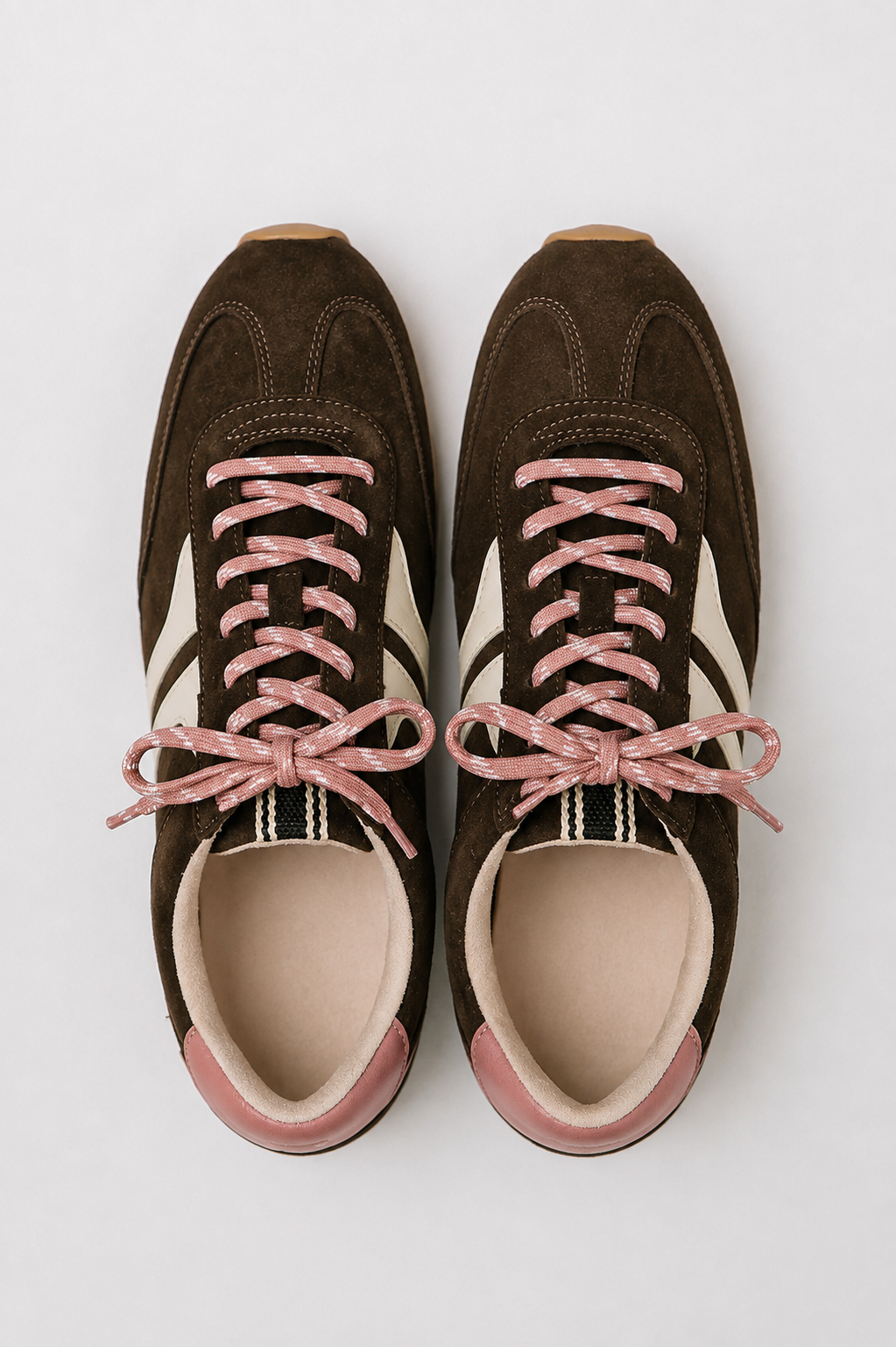 Sarah Sneaker in Brown