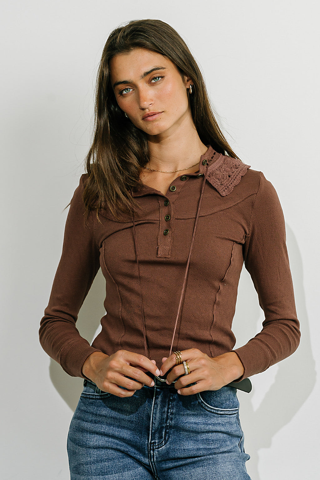 Janice Ribbed Blouse in Brown