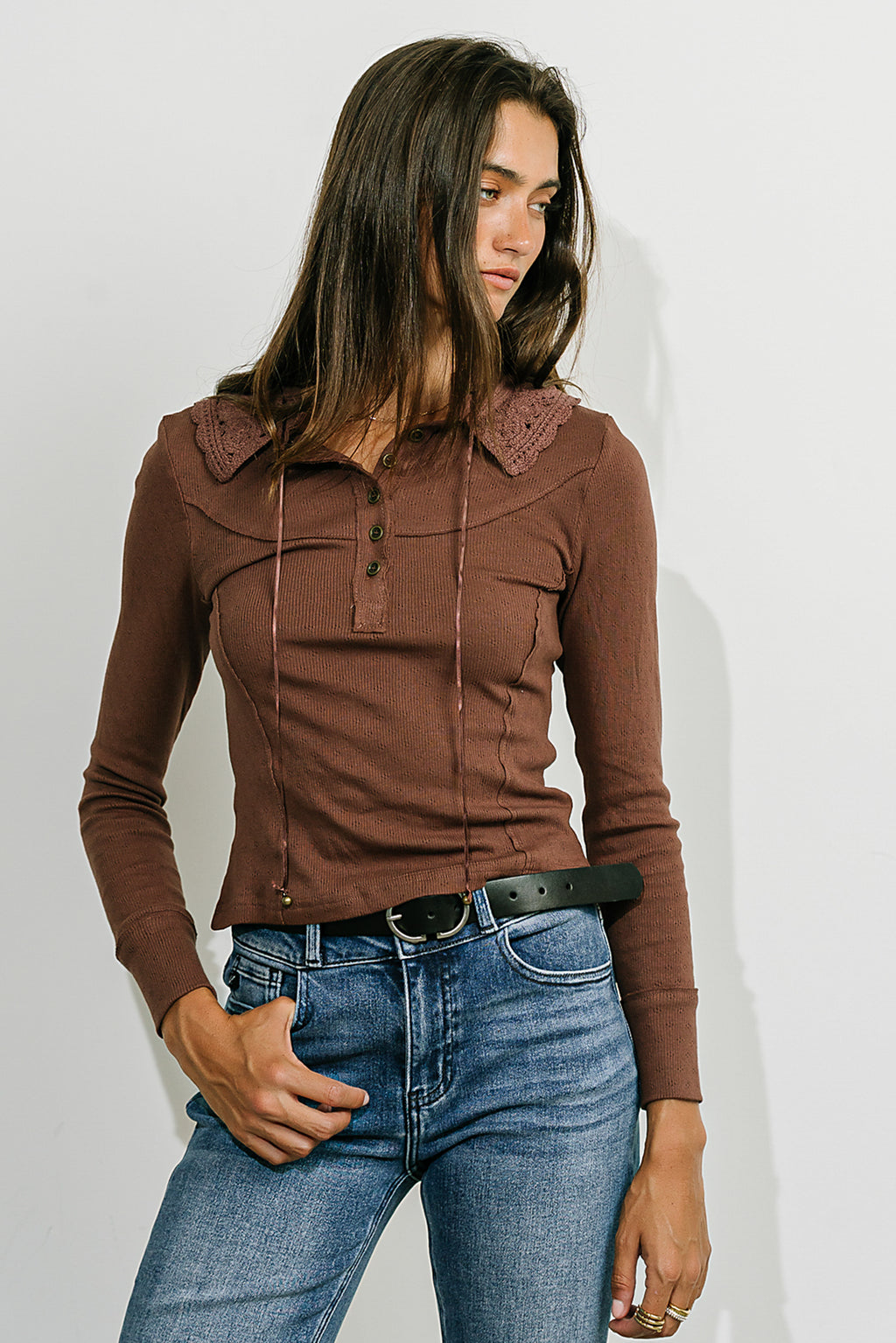 Janice Ribbed Blouse in Brown